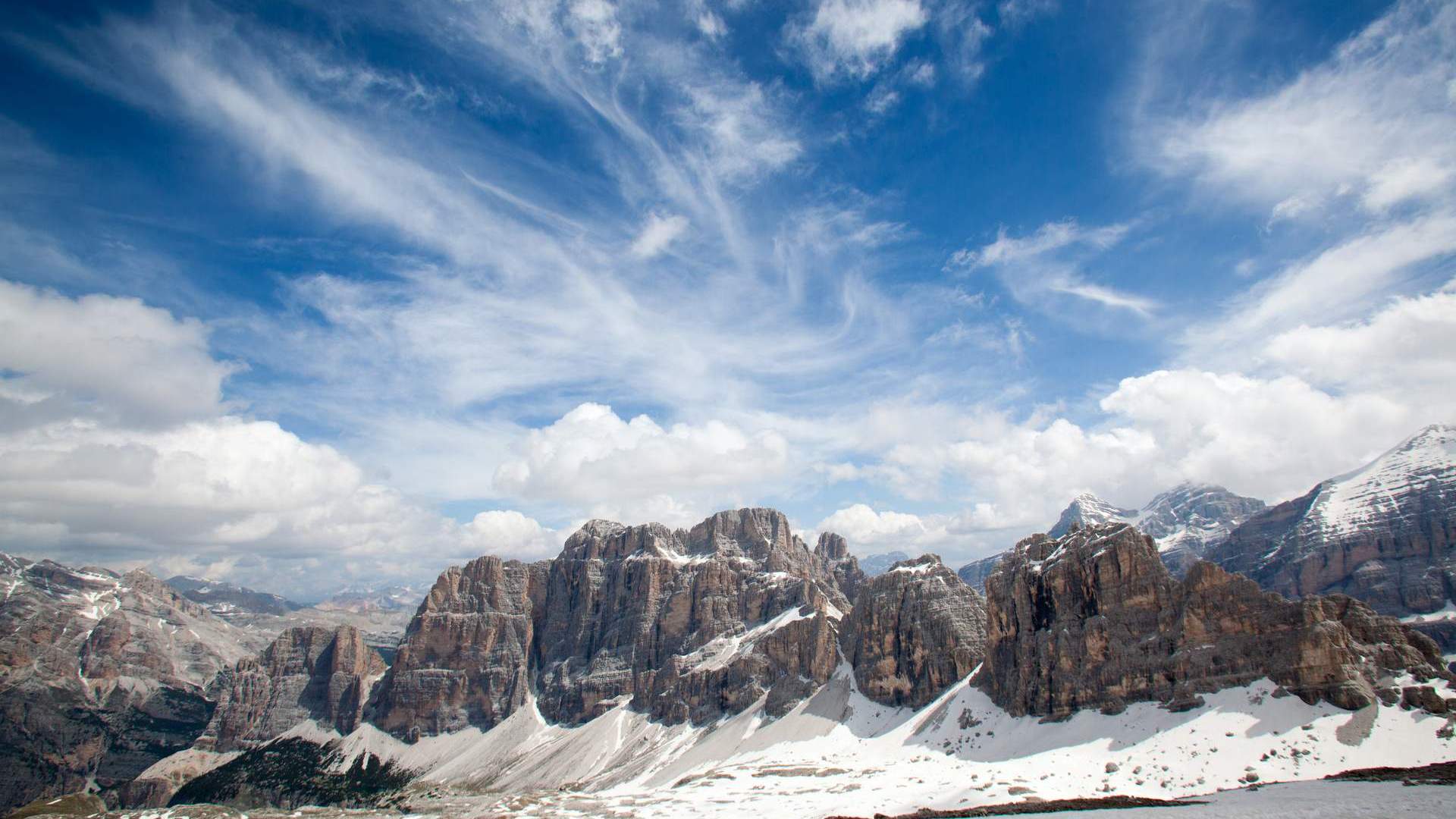 alpine-mountain-chalet-1.jpg